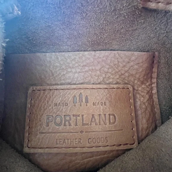 Portland Leather Goods Crossbody Bag - Picture 3 of 4